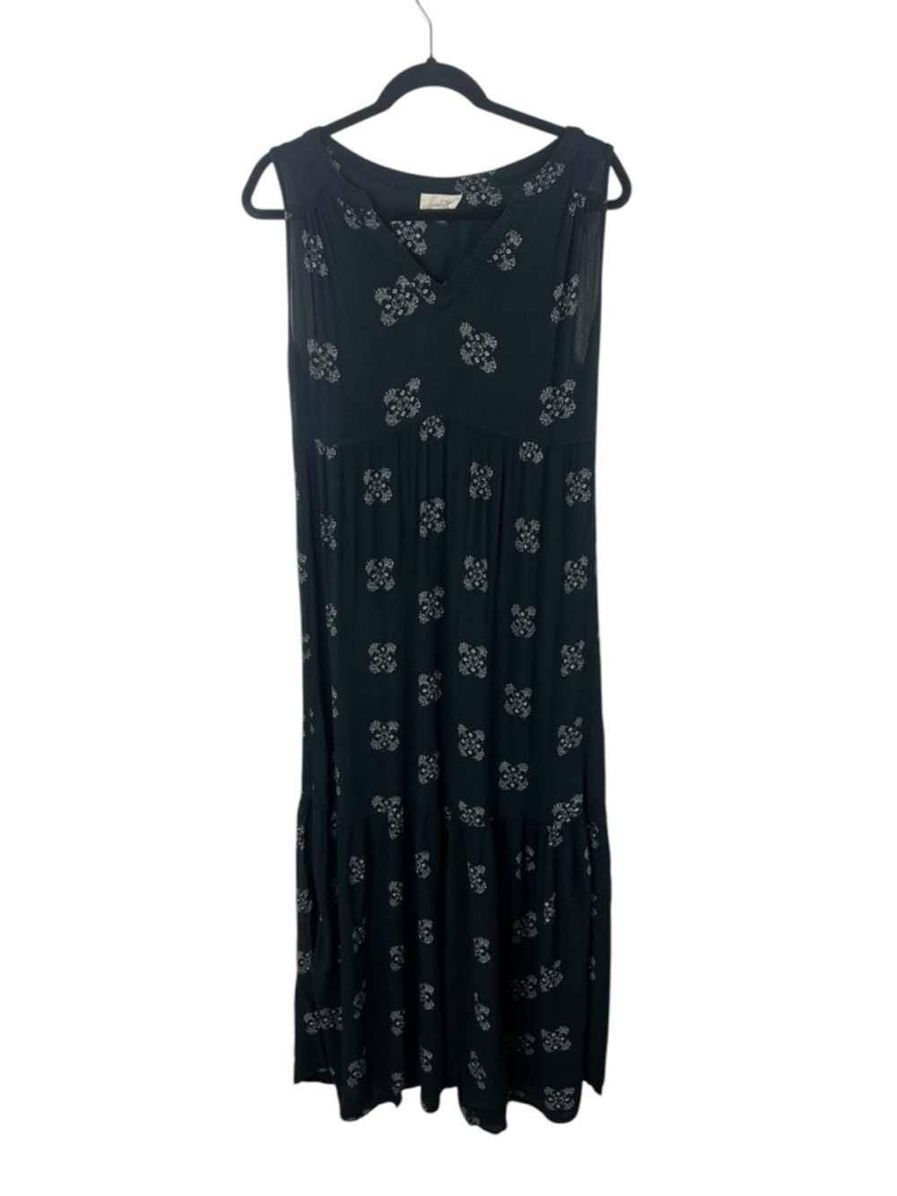 Universal Thread Sleeveless Black Medallion Maxi Dress Lightweight Size Large